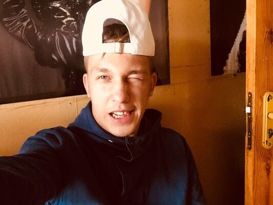 Знакомства Благовещенск, Владик, 23 объявление парня с фото